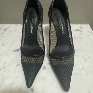 Dolce & Gabbana Black Mesh Leather Pump